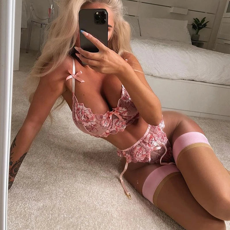 New Sexy Floral Embroidery Lingerie Panties 3PCS Set Erotic Lingerie Bra Underwear Set Transparent Lace Sensual
